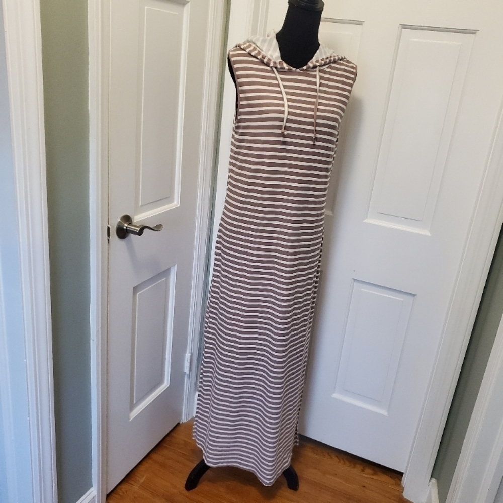 NWT EXIST Striped Maxi Knit Sundress, Beachwear, casual Ret. $60.00